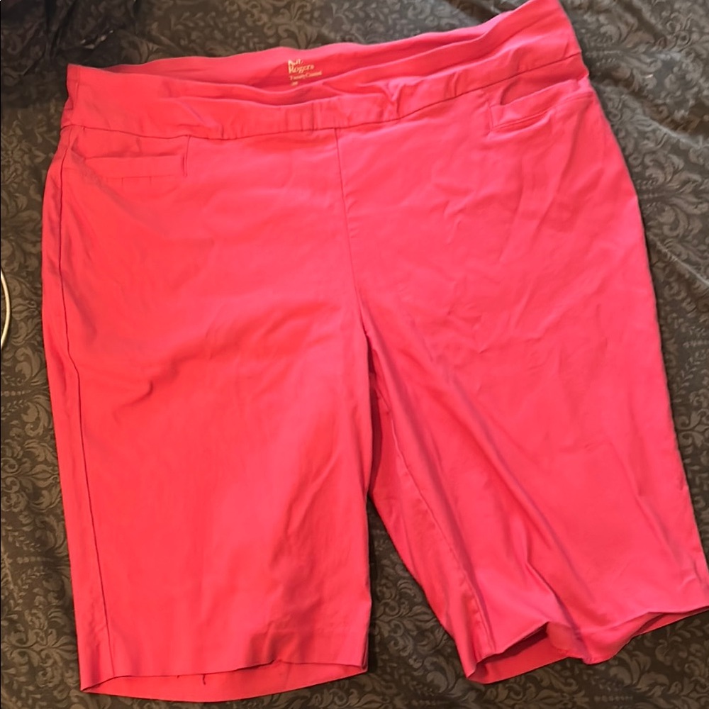 Kim Rogers Pink Bermuda Shorts Stretchy Casual Fit